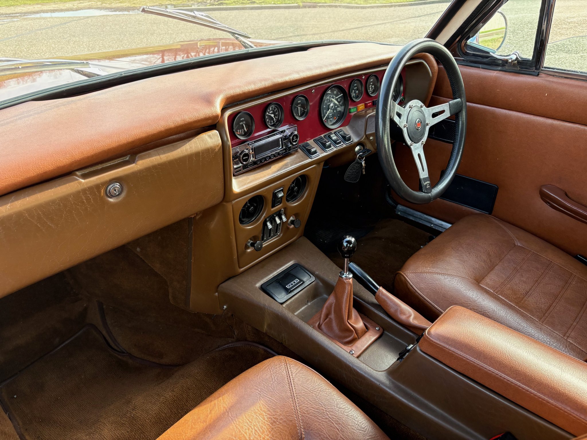 Reliant Scimitar SE5A Overdrive