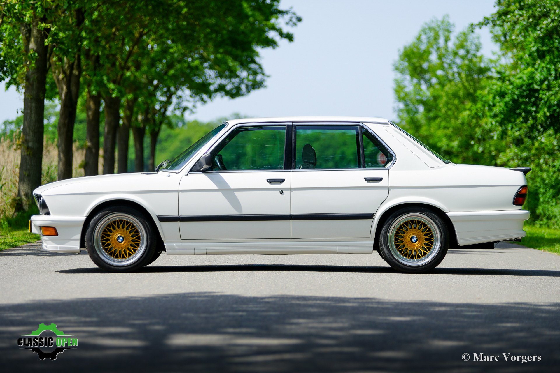 BMW M5351 (E28) 