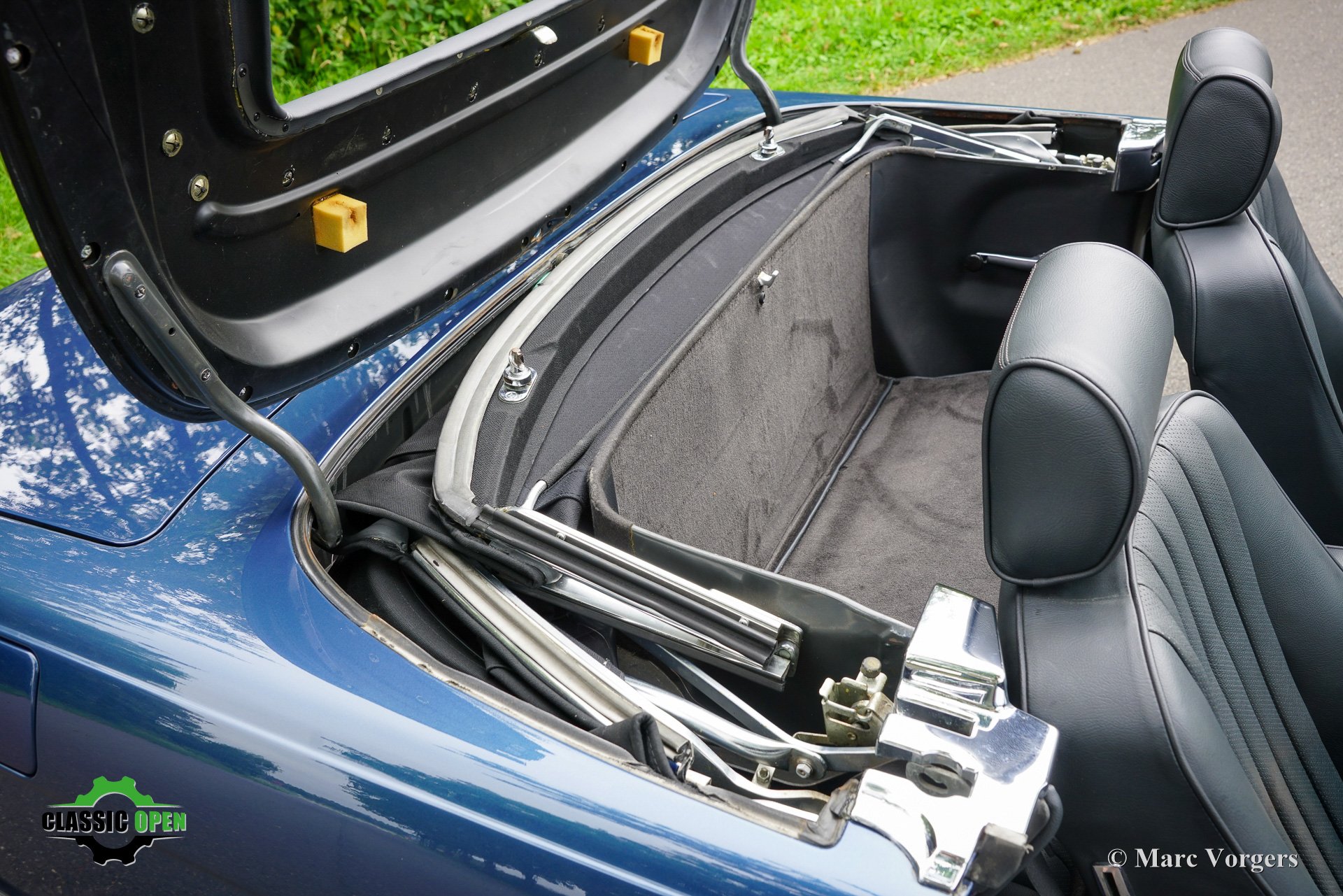 Mercedes Benz 420SL R107