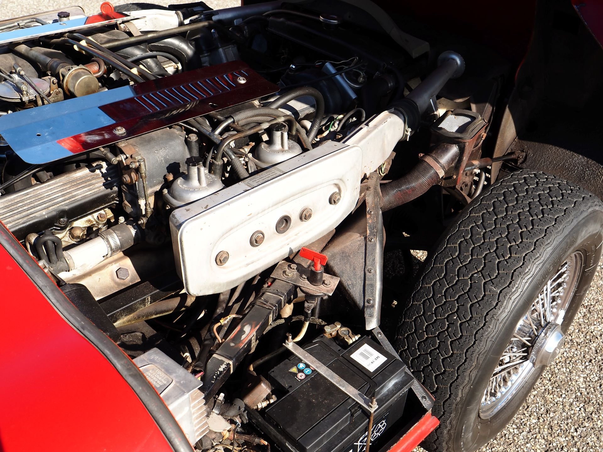 Jaguar E-type V12 Roadster