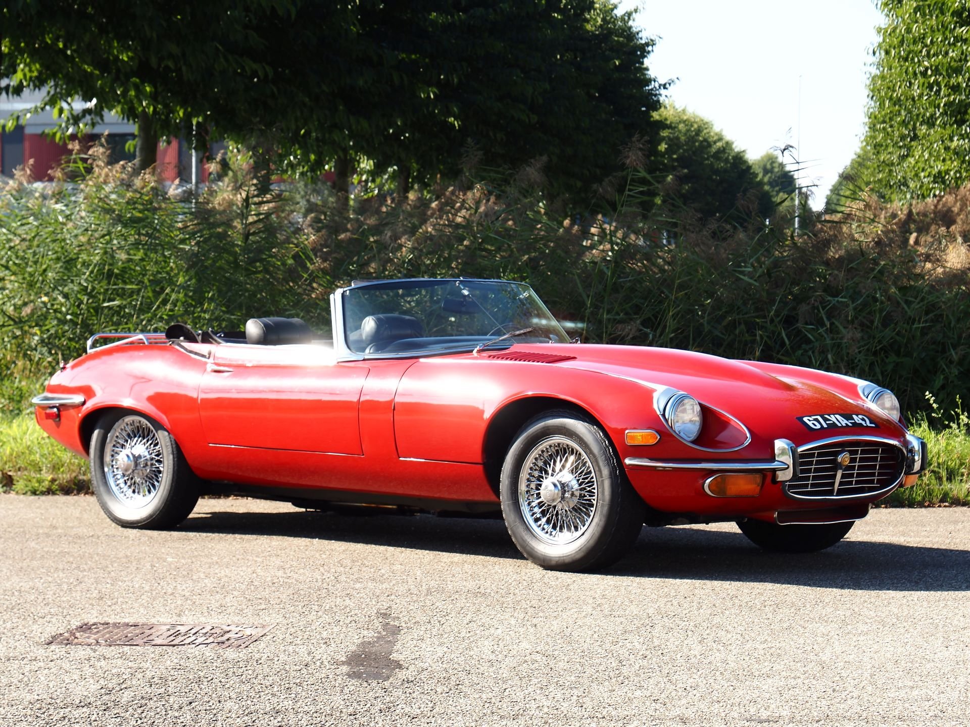 Jaguar E-type V12 Roadster