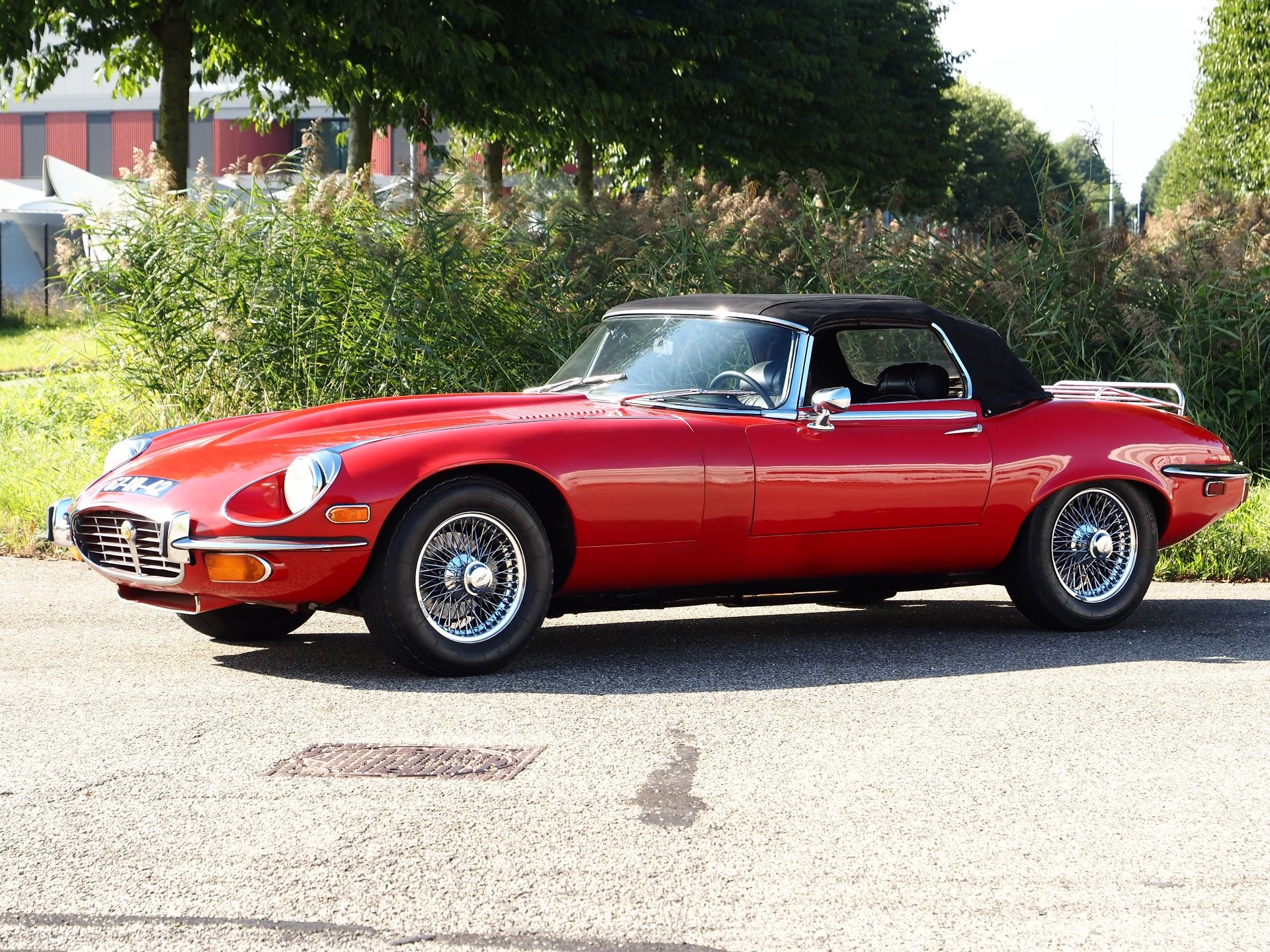 Jaguar E-type V12 Roadster
